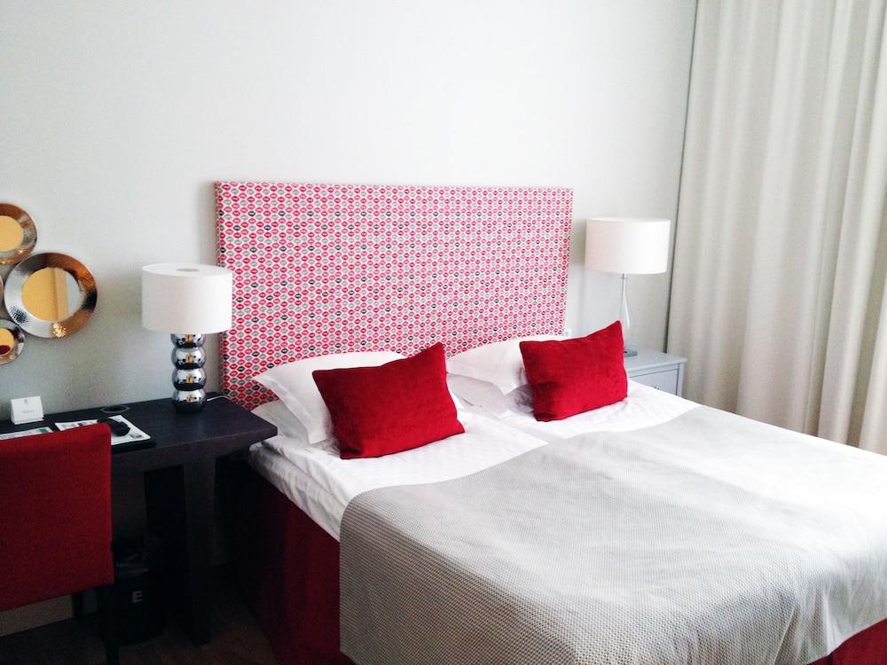 Elite Mollberg Hotel 4*